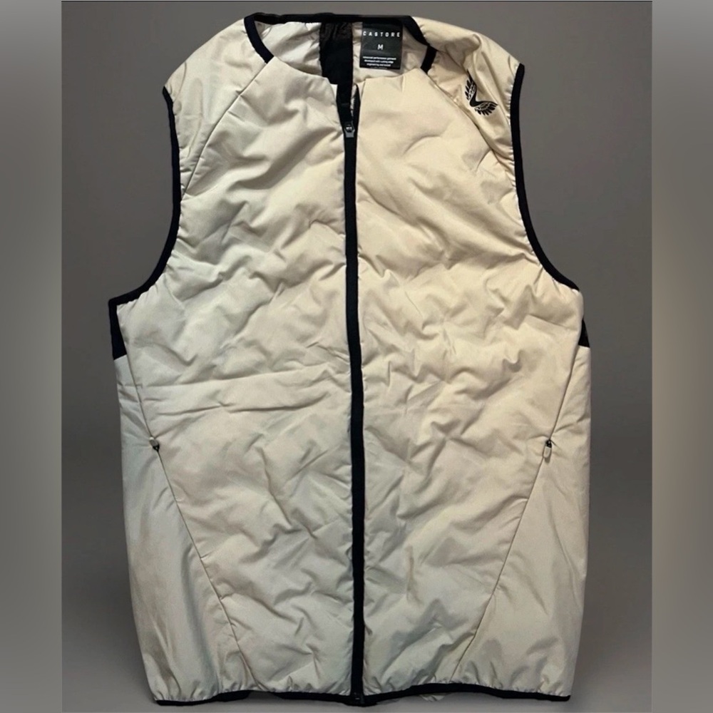 Castore Quilted Training Gilet Vest| Stone/Black Men’s M|Concealed Zip Pockets